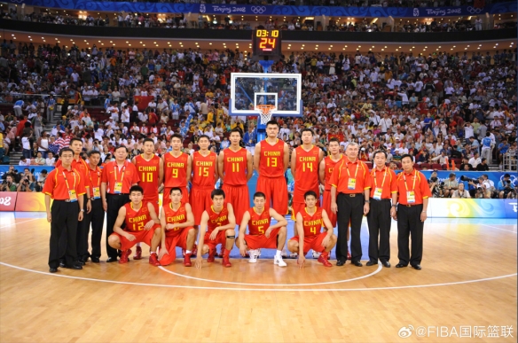 易建联宣布退役：08中国男篮已全部退役
